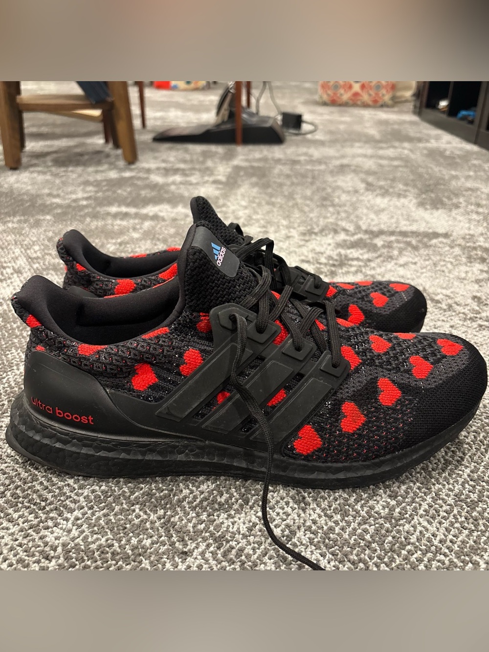 Adidas Ultra Boost 5.0 DNA Valentine’s Day Athletic Shoes Mens U.S. 12